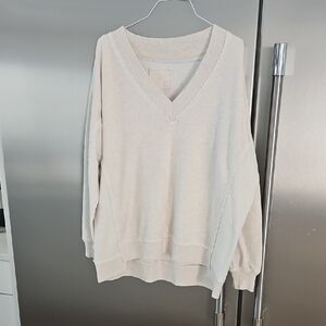 Aerie Cream V-Neck Women's Sweatshirt